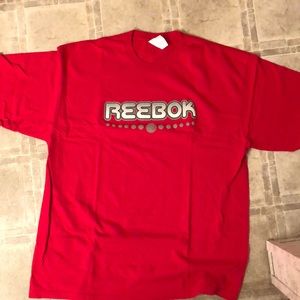 Mens XL Reebok Tee shirt
